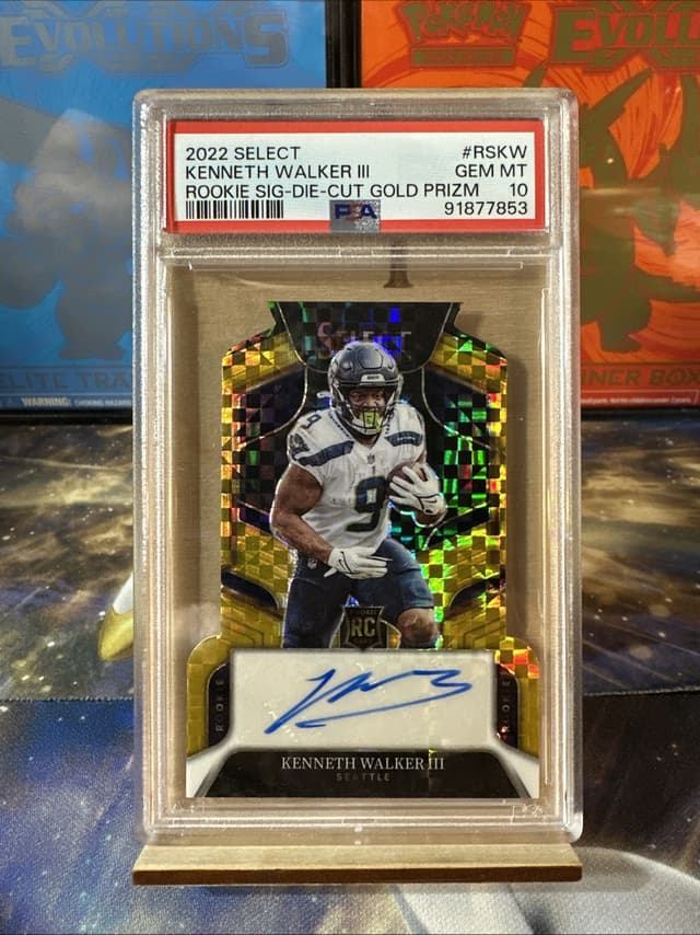 Kenneth Walker III Panini Select Rookie Signatures #RSKW Die-Cut Gold Prizm
