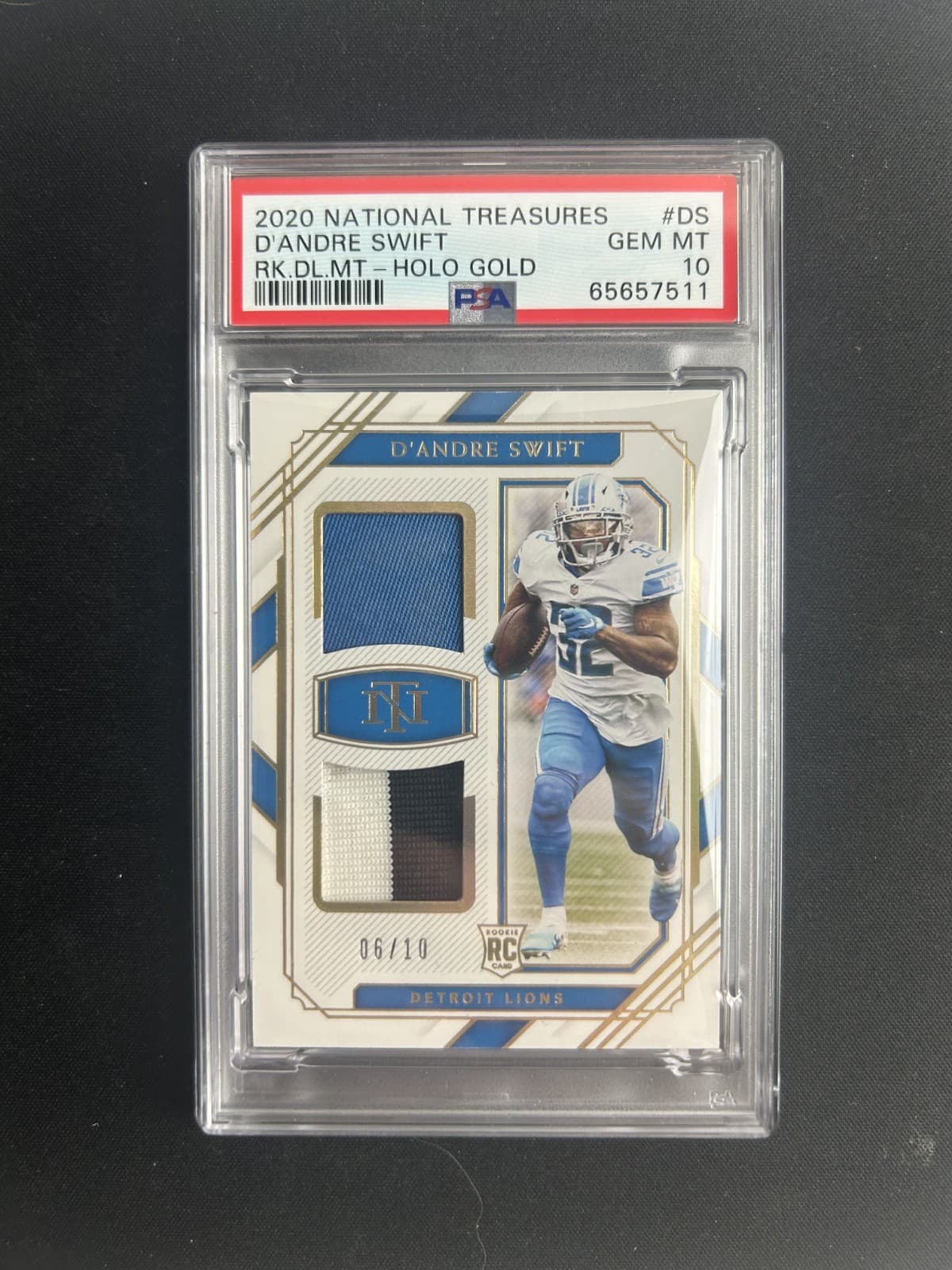 D'Andre Swift Panini National Treasures Rookie Dual Materials #DS Holo Gold