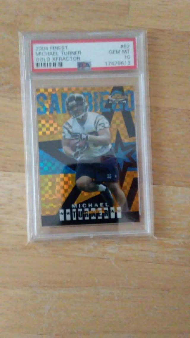 Michael Turner Finest #62 Uncirculated Gold Xfractor