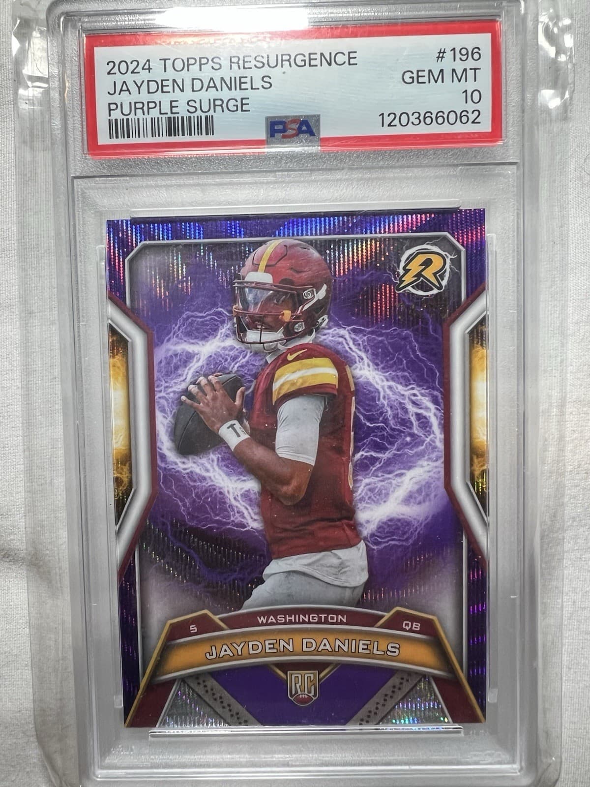 Jayden Daniels Topps Resurgence #196 Purple Surge