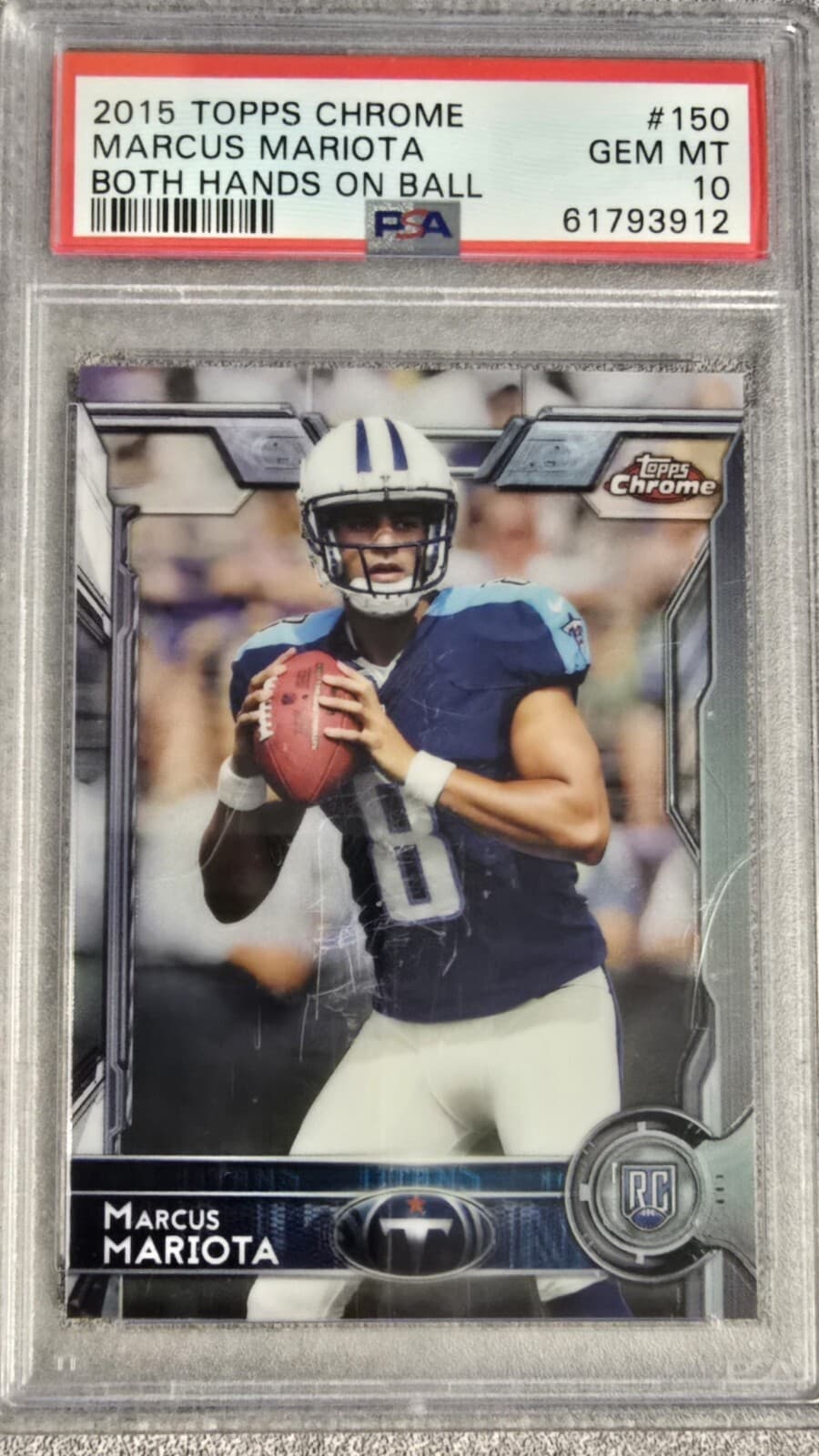 Marcus Mariota Topps Chrome #150 Both Hands on Ball