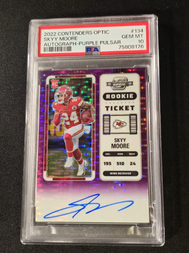 Skyy Moore Panini Contenders Optic #134 Autograph-Purple Pulsar