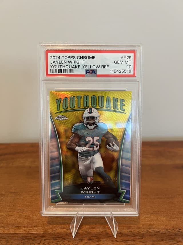 Jaylen Wright Topps Chrome Youthquake #Y25 Yellow Refractor