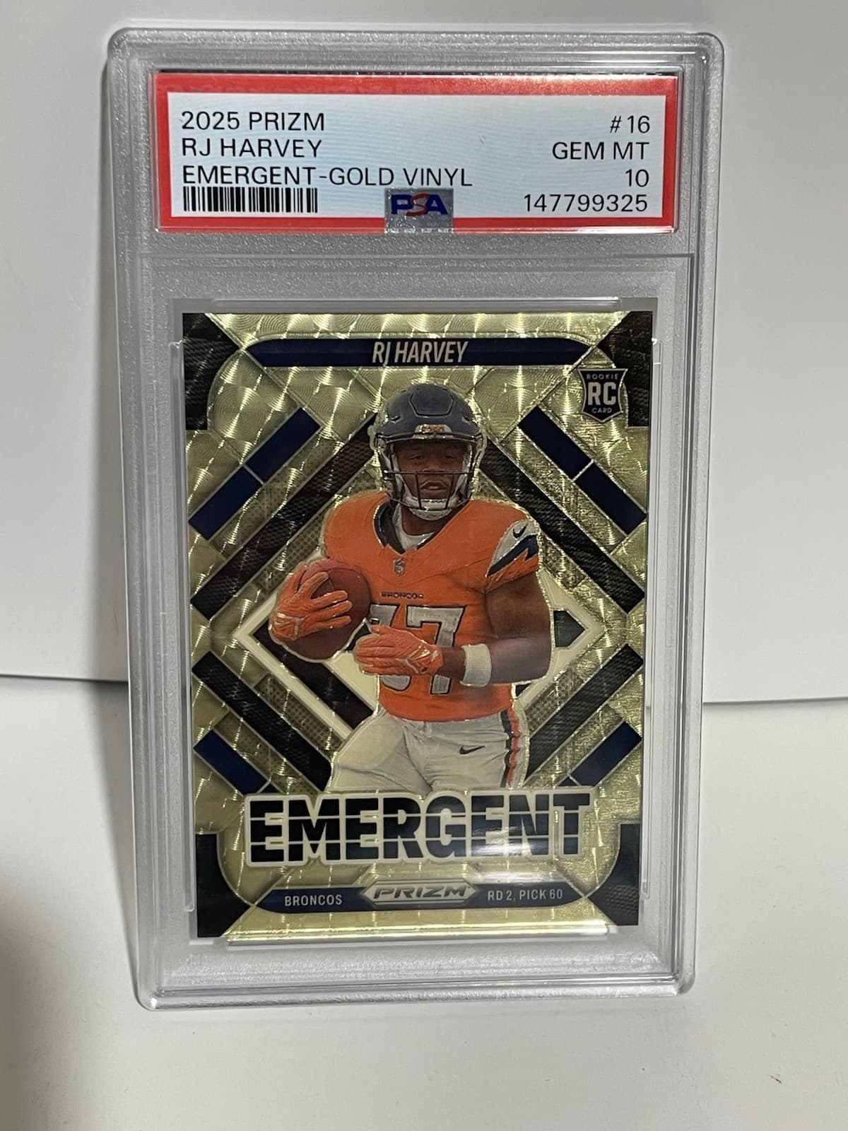 RJ Harvey Panini Prizm Emergent #16 Gold Vinyl