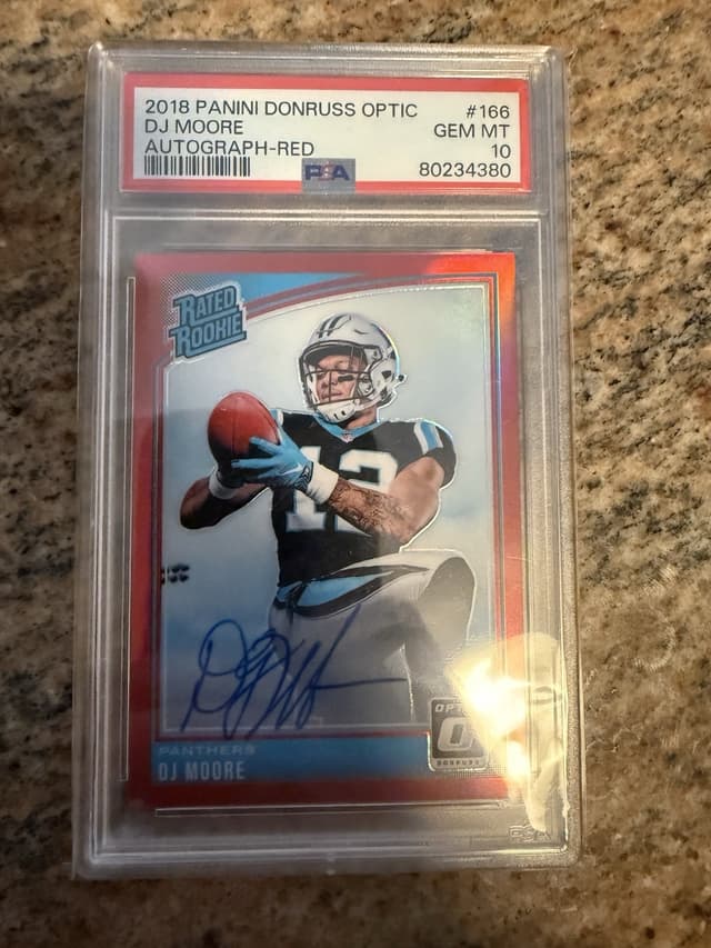 D.J. Moore Panini Donruss Optic #166 Autograph-Red