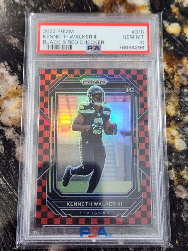 Kenneth Walker III Panini Prizm #318 Black & Red Checker