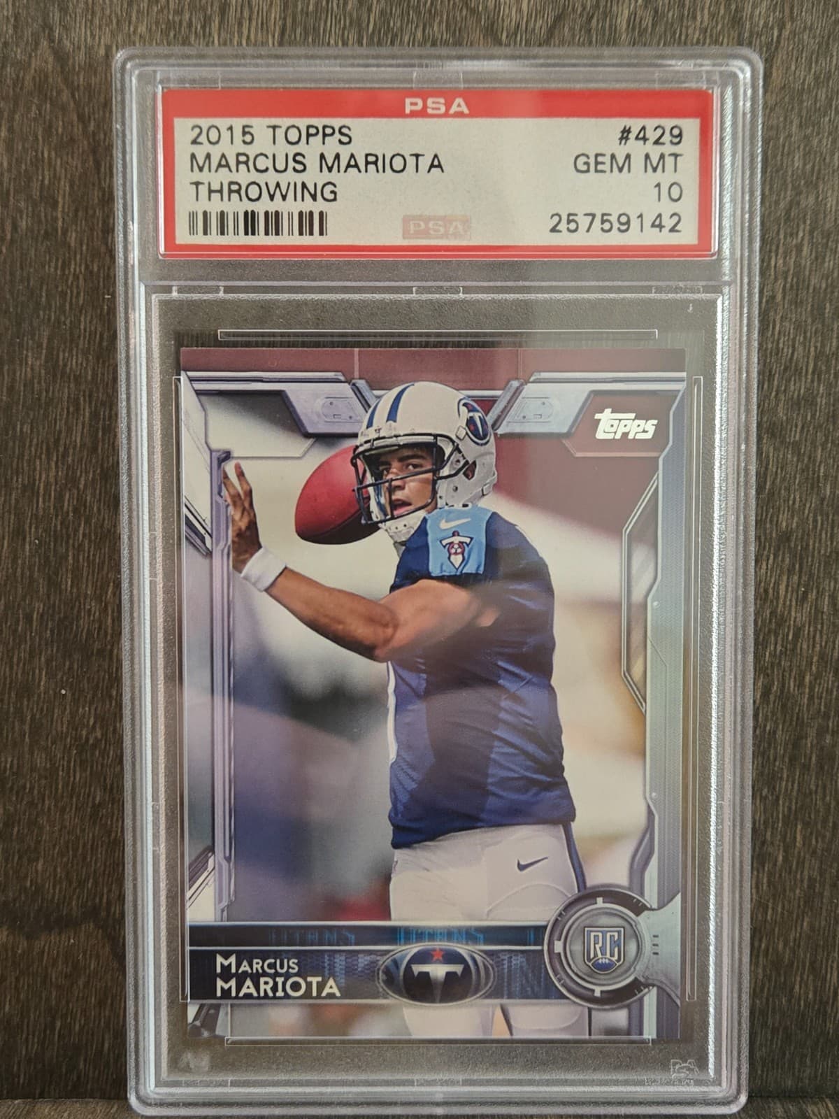 Marcus Mariota Topps #429 Throwing