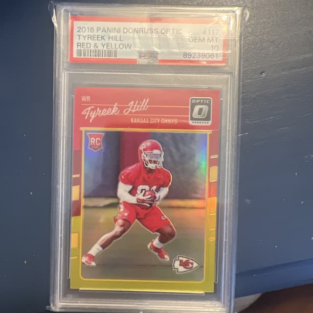 Tyreek Hill Panini Donruss Optic #117 Red & Yellow