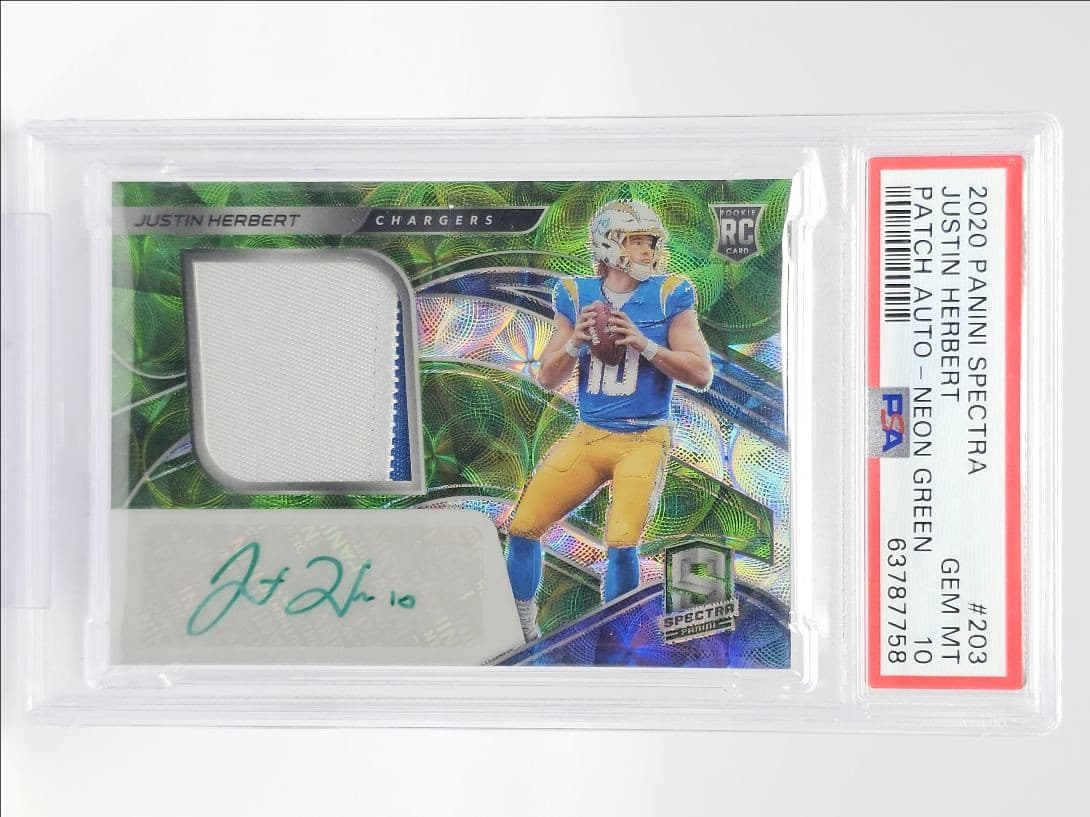Justin Herbert Panini Spectra #203 Patch Autograph