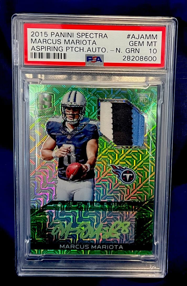Marcus Mariota Panini Spectra Aspiring Patch Autographs #AJAMM Base