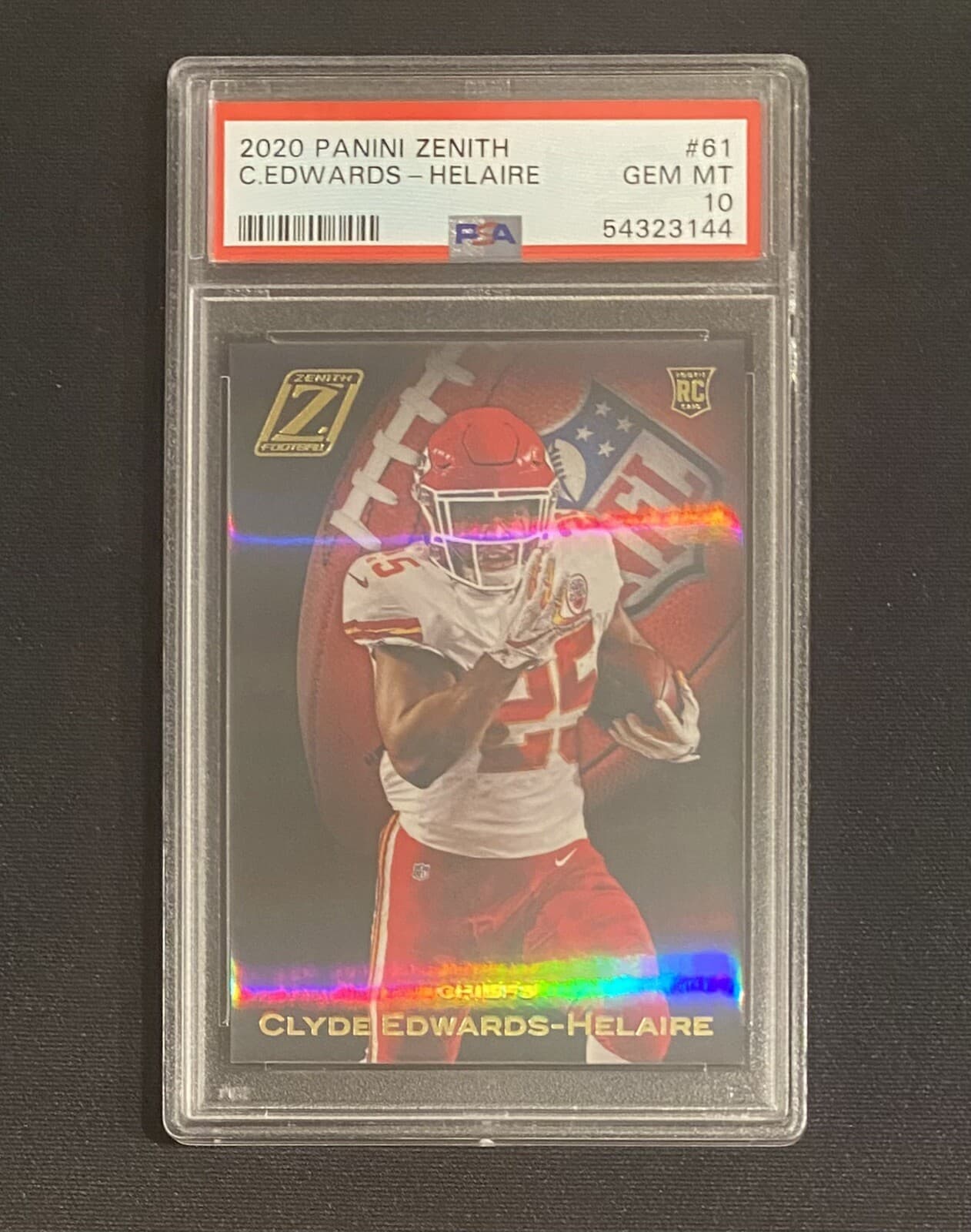 Clyde Edwards-Helaire Panini Zenith #61 Base