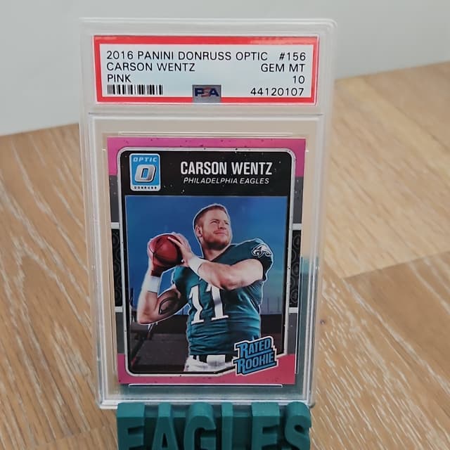 Carson Wentz Panini Donruss Optic #156 Pink