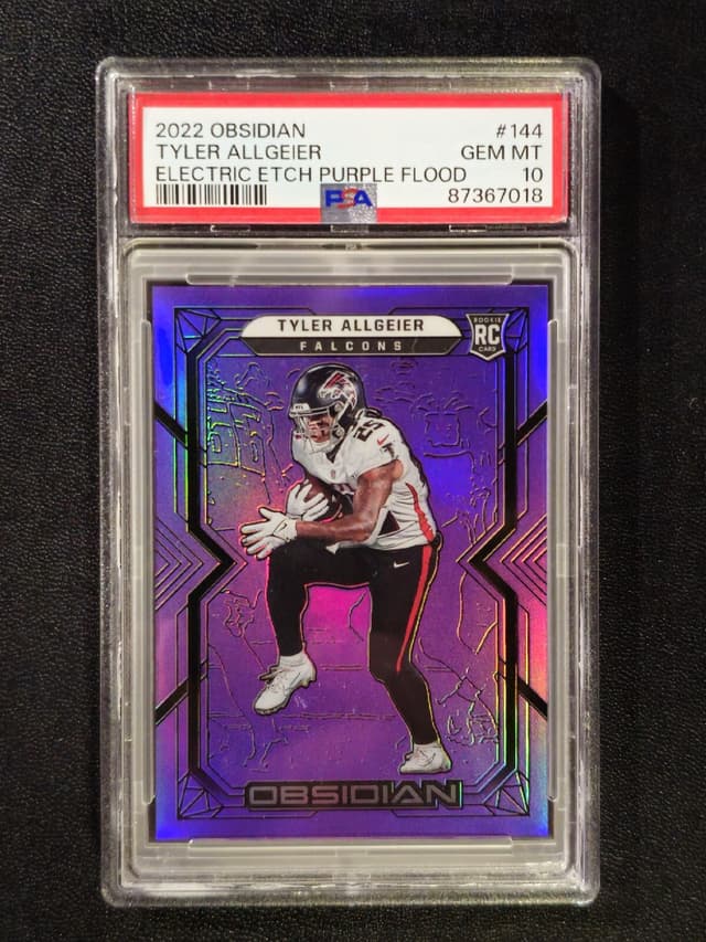 Tyler Allgeier Panini Obsidian #144 Electric Etch Purple Flood