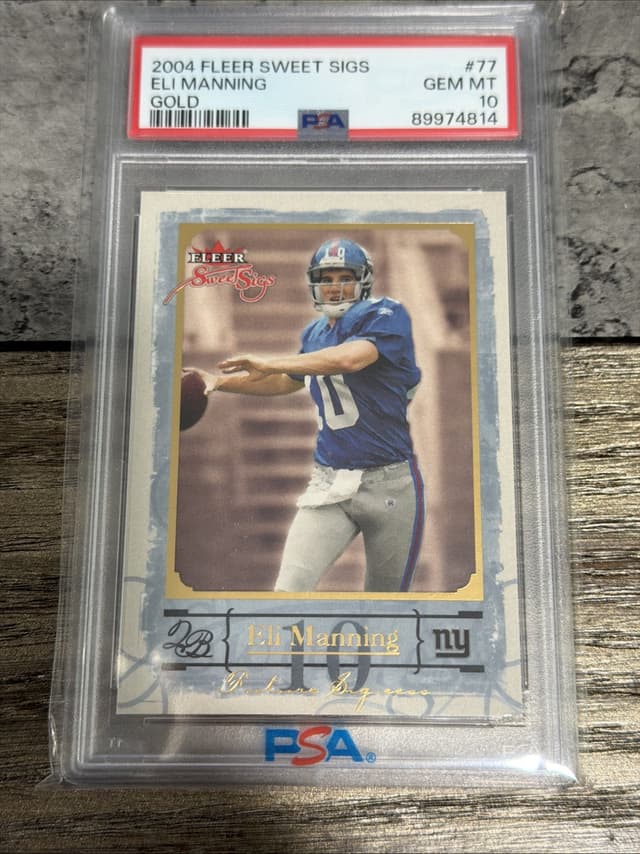 Eli Manning Fleer Sweet Sigs #77 Gold