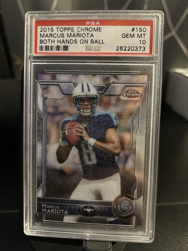 Marcus Mariota Topps Chrome #150 Throwing-Autograph