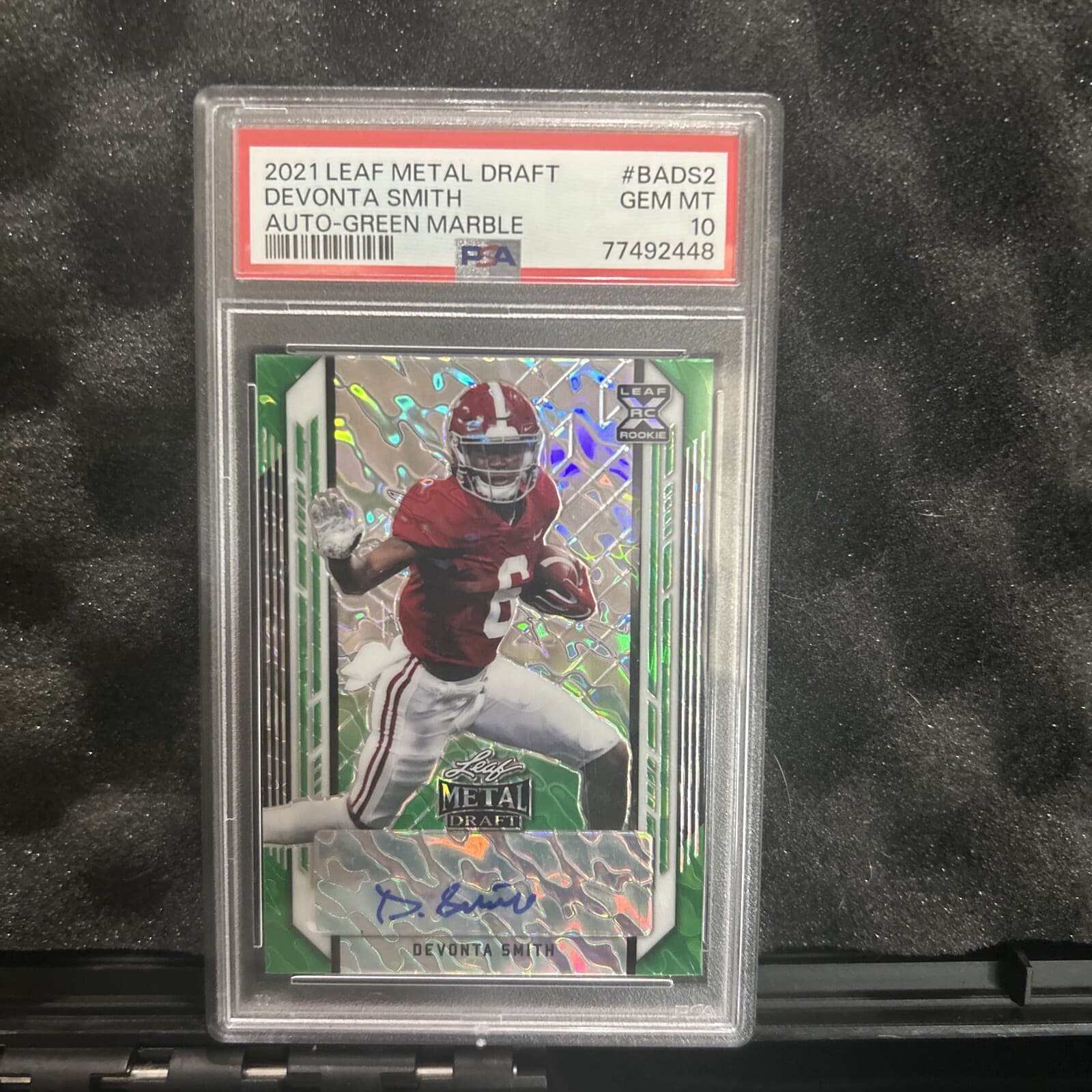 DeVonta Smith Leaf Metal Draft Autographs #BADS2 Green Marble