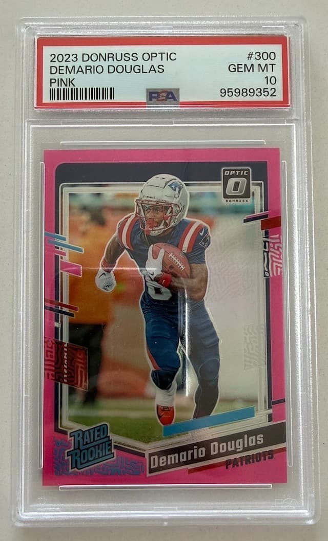 Demario Douglas Panini Donruss Optic #300 Pink